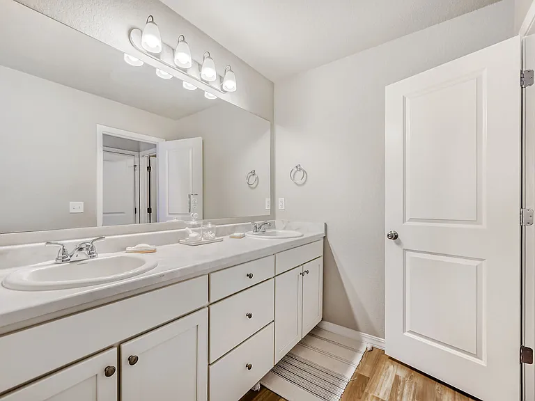 8116 Kittrick Pl — Photo 25