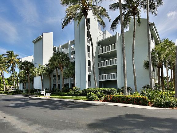 2nd image of 901 Collier Ct #5504