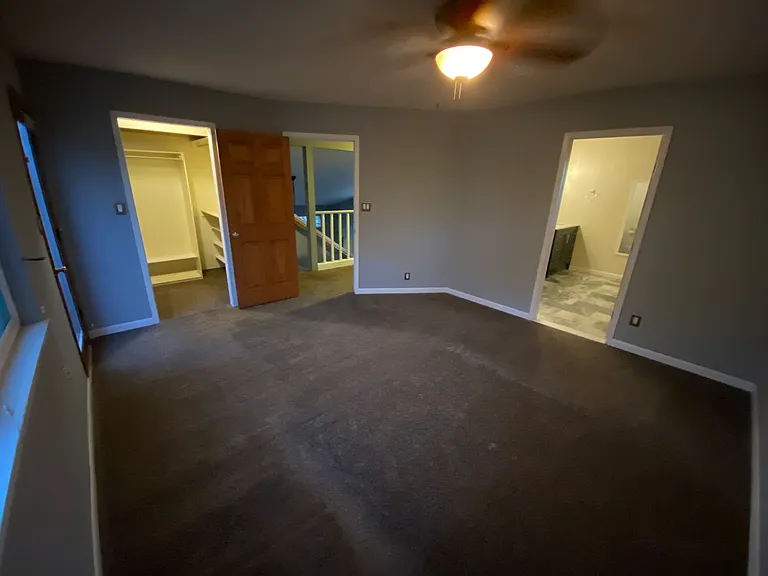524 Oakwood Pl NE — Photo 14