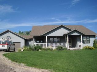 33923 Johnson Dr, Sioux City, IA 51108