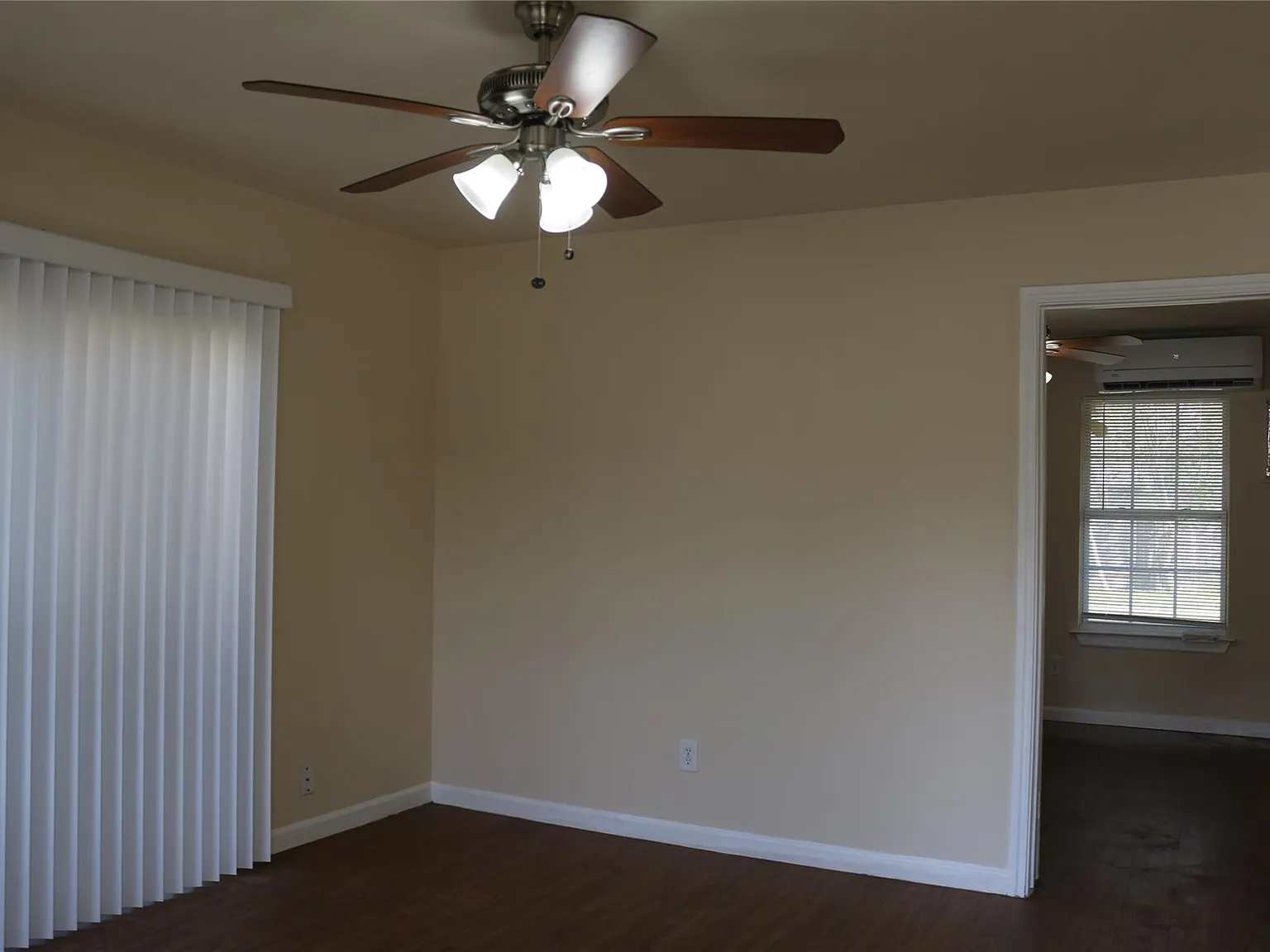 1 bed, 1.0 bath, 516 sqft, $1,000 — Photo 3