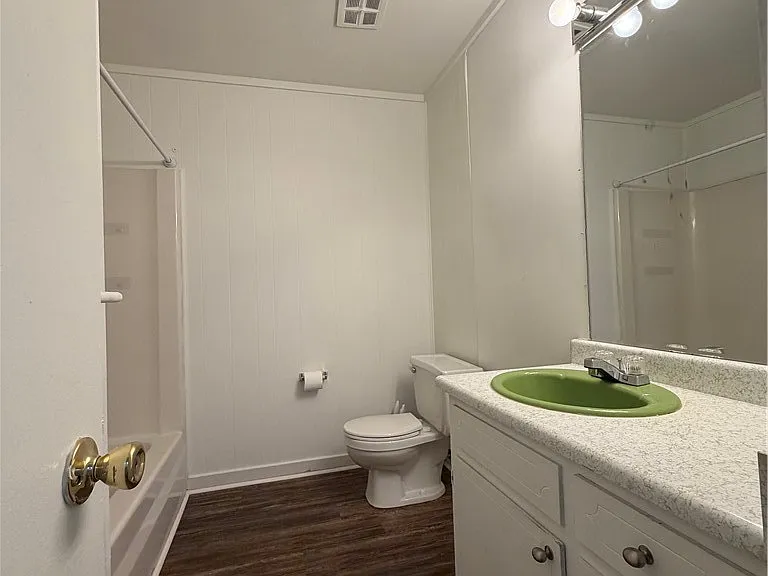 2835 Cherokee Rd — Photo 21