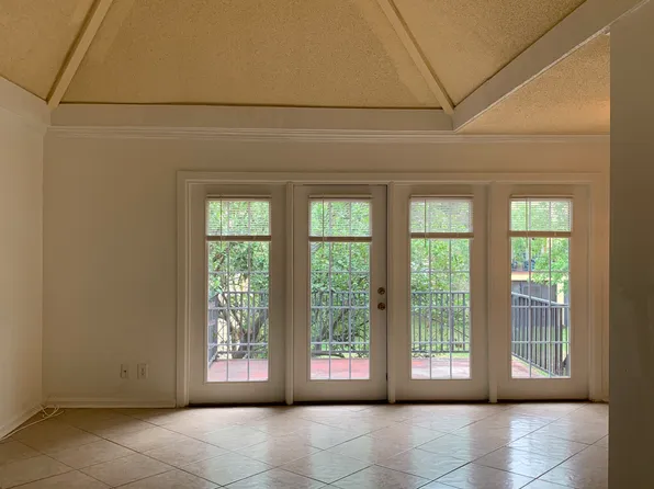 3932 La Mirada Dr N Unit 6, Jacksonville, FL 32217