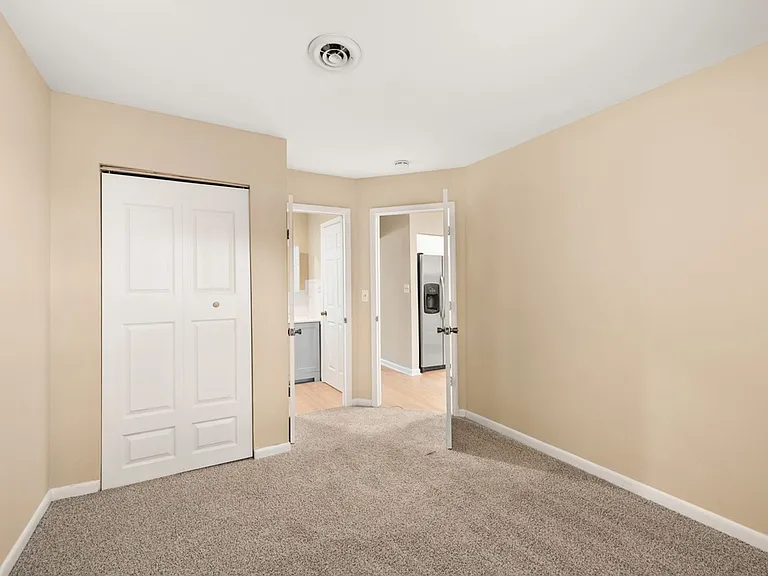 163 Spruance Rd — Photo 12