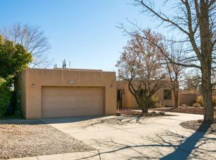 5408 Arabian Dr NW, Albuquerque, NM 87120