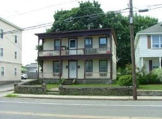 12 Hartford Ave W, Uxbridge, MA 01569