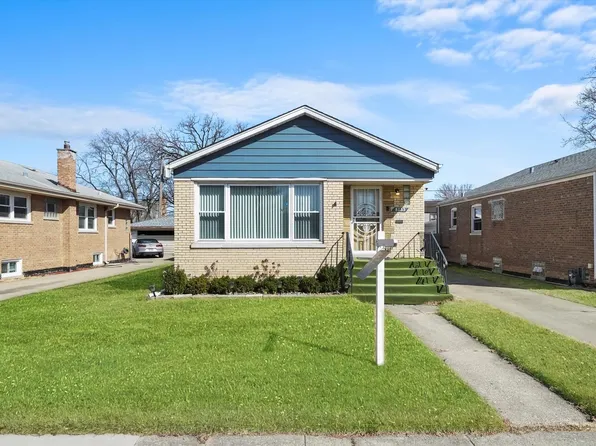 8733 S Fairfield Ave, Evergreen Park, IL 60805