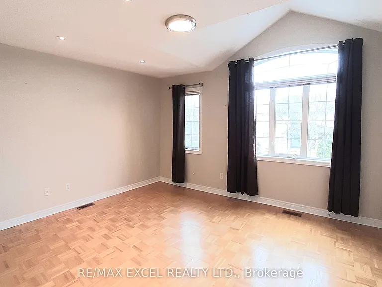 131 Cynthia Jean St — Photo 18
