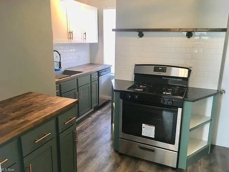2 bed, 1000 sqft, $1,275 — Photo 3