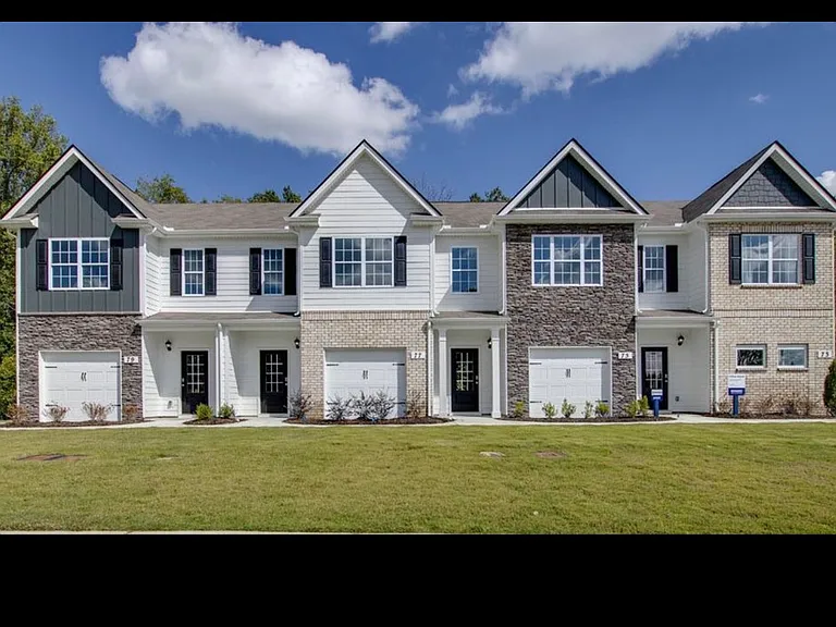 61 Dale Mires Ln — Photo 1