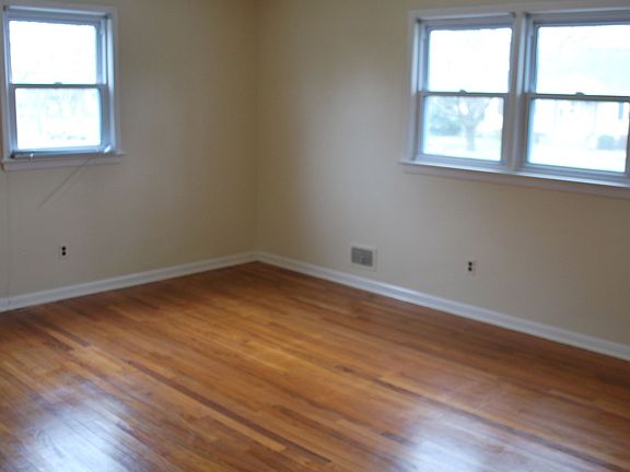 first floor main bedroom