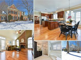 11187 Longwood Grove Dr, Reston, VA 20194