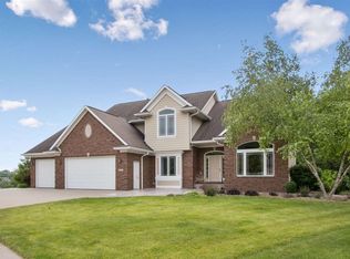 2337 Wickham Cir, Coralville, IA 52241
