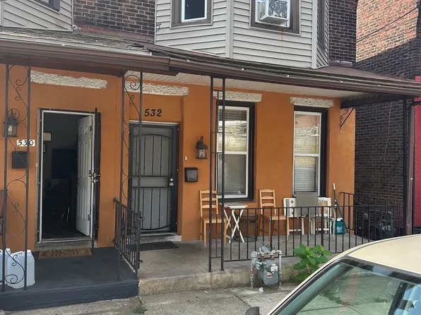 532 Pine St, Darby, PA 19023
