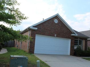 4821 Longmeadow Dr, Bessemer, AL 35022
