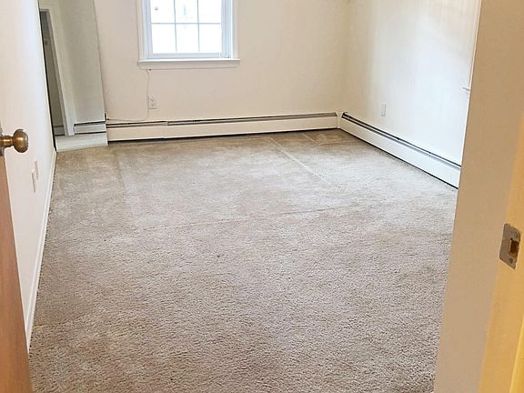 4th image of 1-1510 Kennellworth Pl #1