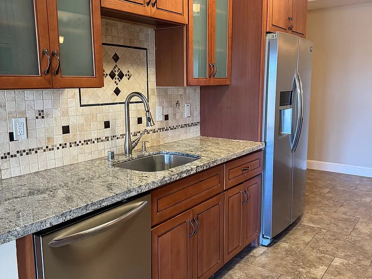2319-2323 Shattuck Ave #503 — Photo 5