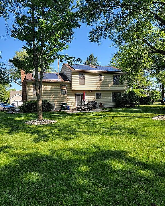 2nd image of 525 New Brunswick Rd