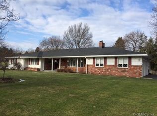 370 French Rd, Pittsford, NY 14534