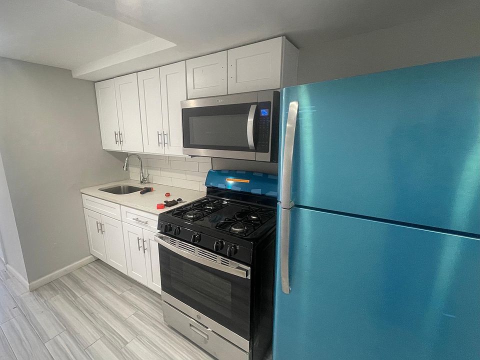 1st image of 3226 Corsa Ave #1