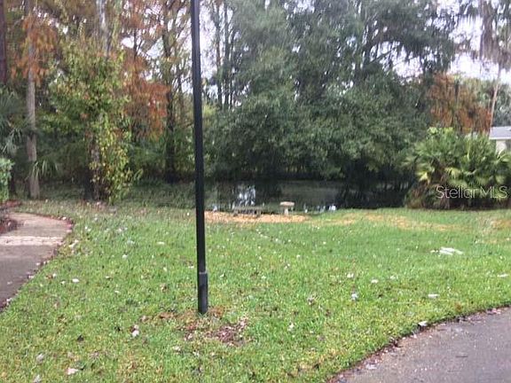 3rd image of 2104 Northlake Dr