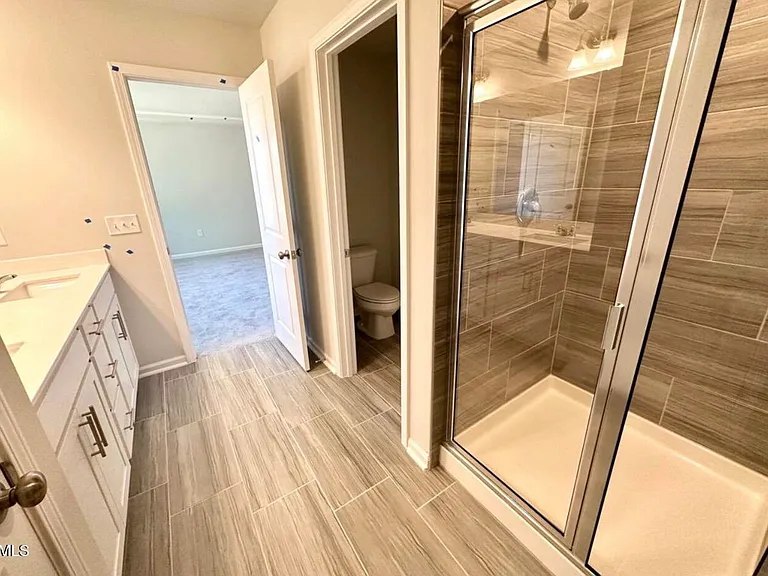 108 Jade Creek Dr — Photo 24