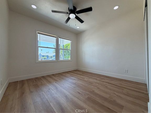 5th image of 838 W 23rd St
