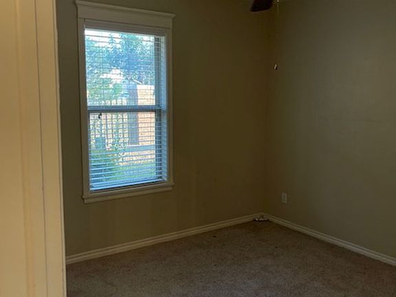 3rd image of 11907 Wickford Pl