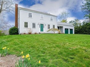 44 Lewis St, Marion, MA 02738