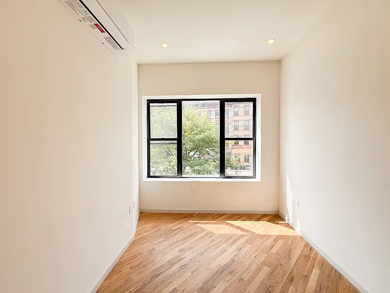 2097 Fulton St #1 — Photo 15