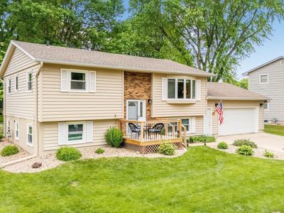 913 S Gardner Dr, Sioux Falls, SD, 57103