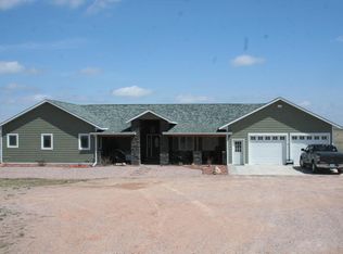 40 Prairie St, Moorcroft, WY 82721