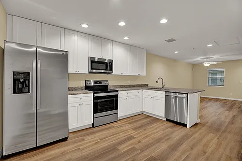 101 Lake Hunter Dr #24 Photo 1