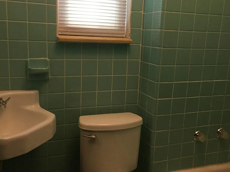 262 Maverick St #2 — Photo 5