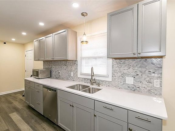 4th image of 6658 Rockbridge Rd