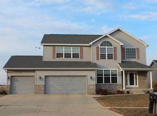 2309 Erik Rd, Cedar Falls, IA 50613