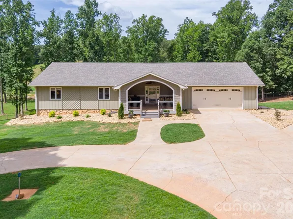 304 McMurray Rd, Rutherfordton, NC 28139