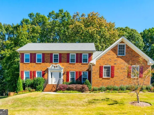 1450 Gateside Ct, Snellville, GA 30078