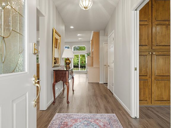 2nd image of 18 Fastota Ln
