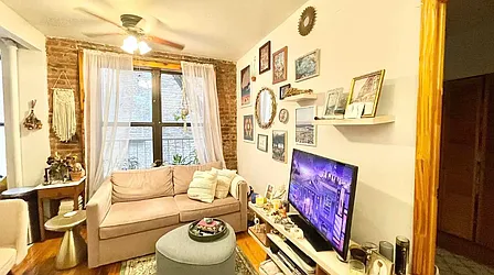 Rented by Crosstown Apartments NYC