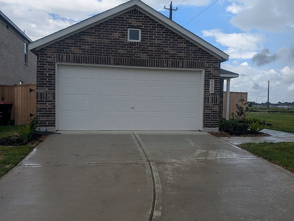 1st image of 9039 Marbled Duck Dr