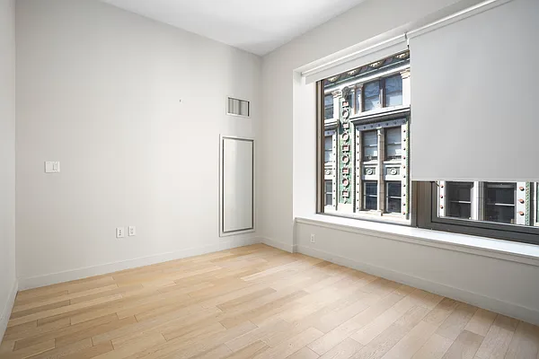 Rented by Douglas Elliman | media 10