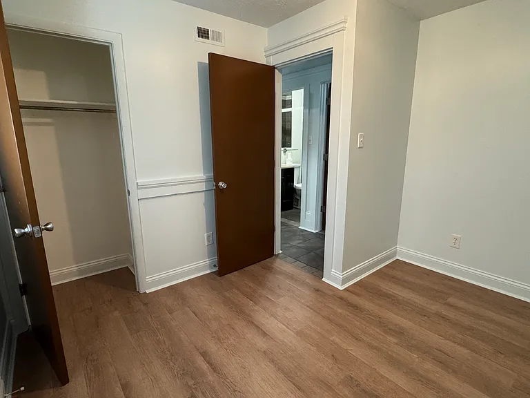 113 4th Ave #2 — Photo 10