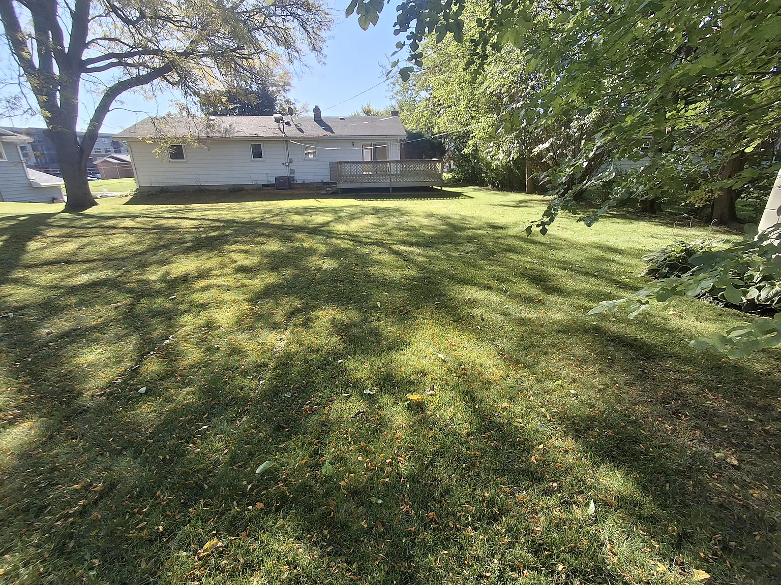4 bed, 1872 sqft, $2,790 — Photo 2
