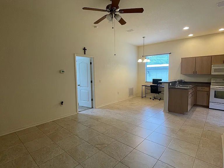 5841 Cherry Ridge Pl — Photo 10