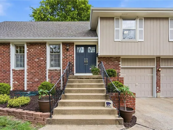 9309 Horton St, Overland Park, KS 66207