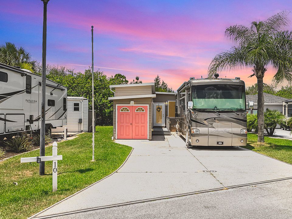 1st image of 10 Sunset Dr