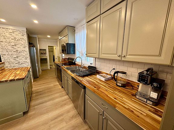 5th image of 8 Labrecque Street