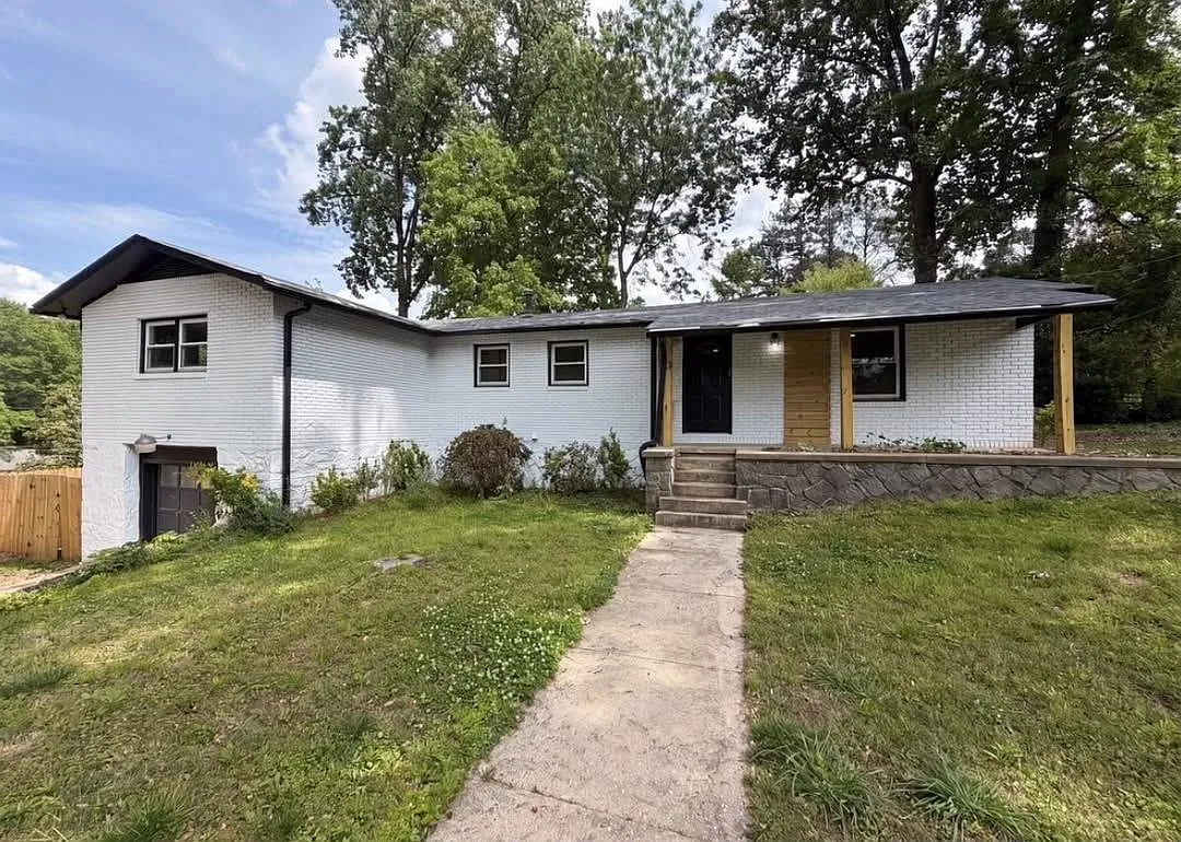3 bed, 2.5 bath, 1746 sqft, $2,000 — Photo 1
