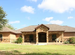 1205 Casarez Rd, Pleasanton, TX 78064